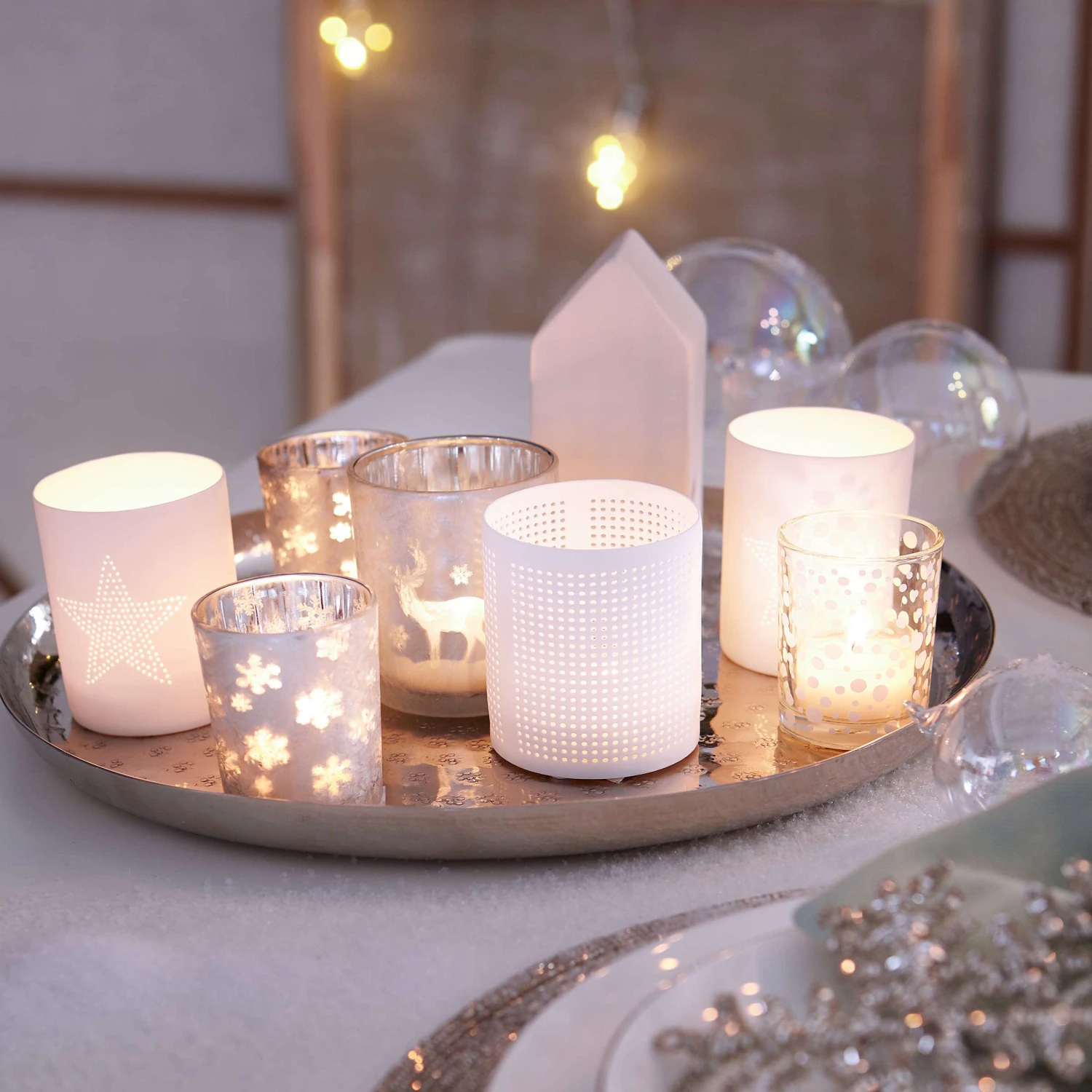 Deko-Teller Gehämmert Ø34cm ORIENTAL LOUNGE In Silber 2 Deko-Teller Gehämmert Ø34cm ORIENTAL LOUNGE In Silber – Bild 2