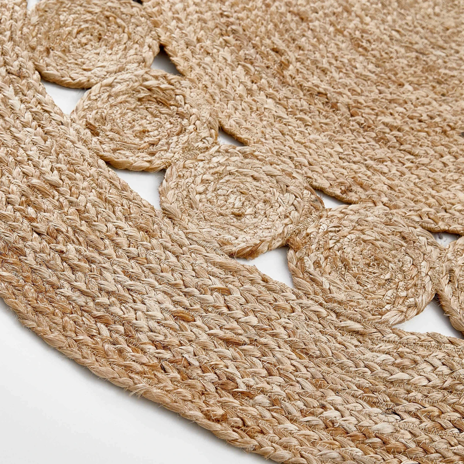 Hanf-Teppich Mit Lochmuster Ø110cm ALL NATURE In Natur 4 Hanf-Teppich Mit Lochmuster Ø110cm ALL NATURE In Natur – Bild 4