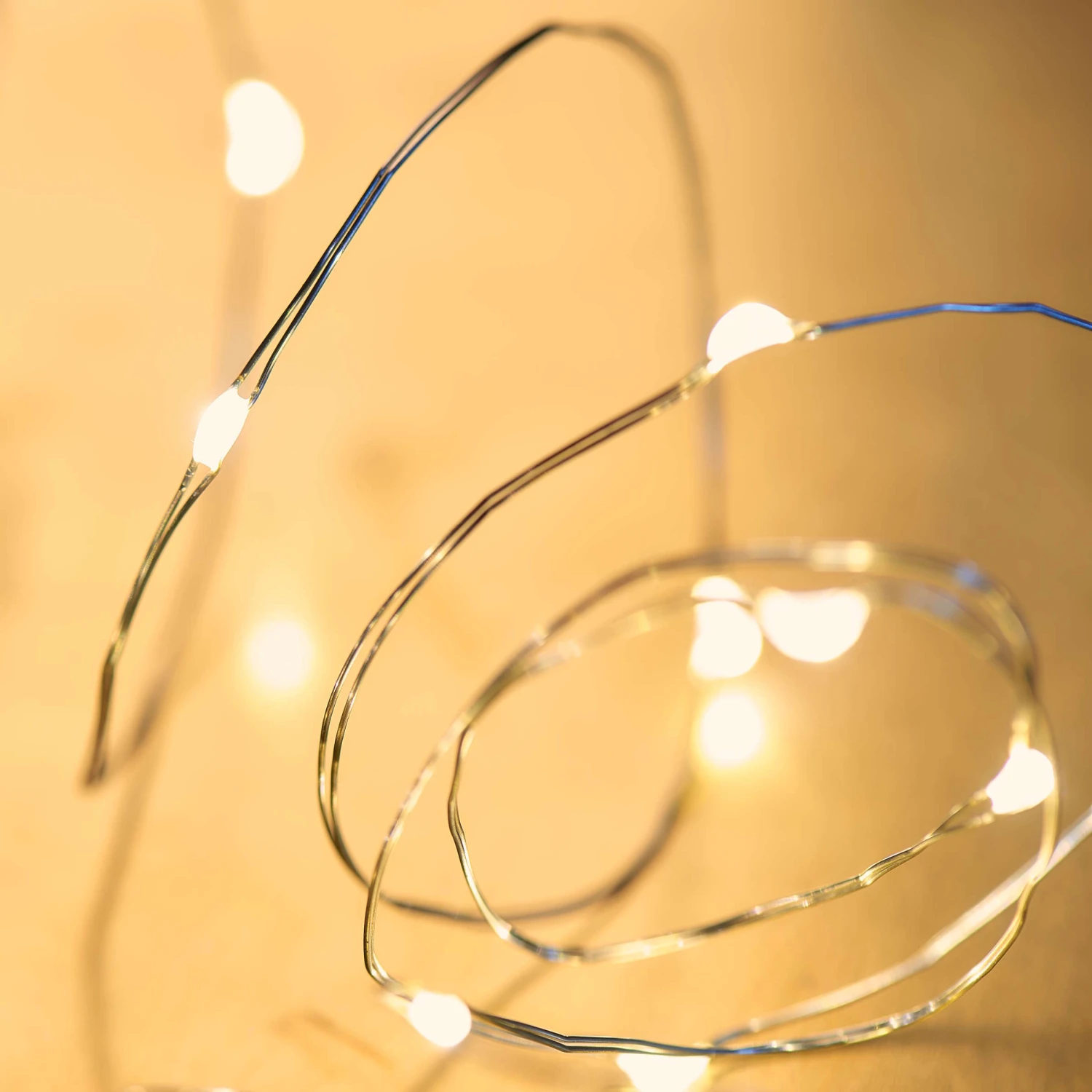 LED Lichterkette 100 Lichter Mit USB-Batteriefach TWINE LIGHTS In Silber 7 LED Lichterkette 100 Lichter Mit USB-Batteriefach TWINE LIGHTS In Silber – Bild 7