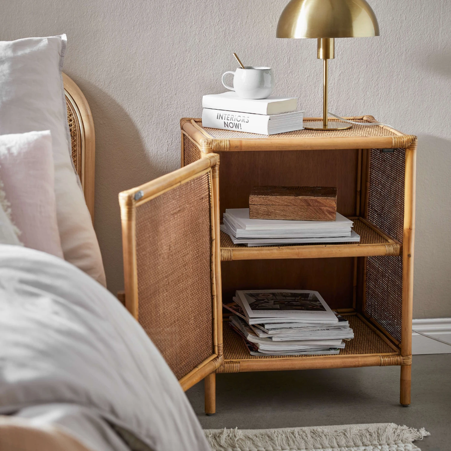 Nachttisch-Schränkchen Handgefertigt Aus Rattan BOHO LOUNGE In Natur 10 Nachttisch-Schränkchen Handgefertigt Aus Rattan BOHO LOUNGE In Natur – Bild 10