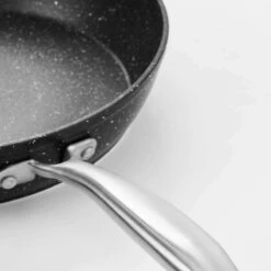 Pfanne Ø28cm SALSA In Anthrazit 10 Pfanne Ø28cm SALSA In Anthrazit -Butlers butlers pfanne o28cm salsa in anthrazit 4