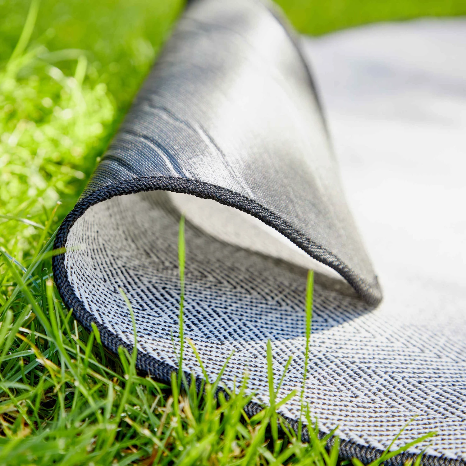 Picknickdecke L 150 X B 200cm WANDERLUST In Schwarz-Weiß 6 Picknickdecke L 150 X B 200cm WANDERLUST In Schwarz-Weiß – Bild 6